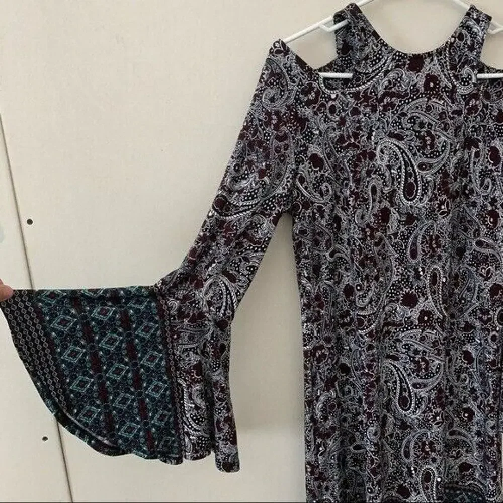 Cato Paisley Cold Shoulder Bell Sleeve Slinky Dress Womens Size Small